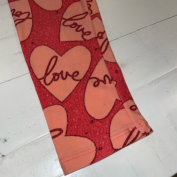 BOGO FREE Lularoe Valentine’s Day Leggings - Picture 4 of 4